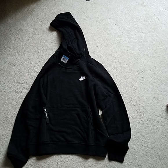 Nike Funnel Neck Pullover - Picture 4 of 8
